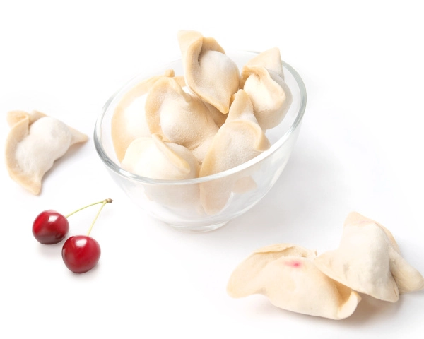 Вареники ручной лепки с вишней, 500 г
