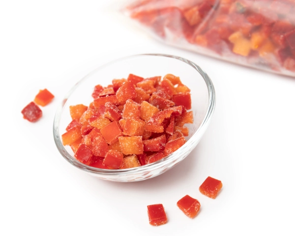 Перец красный кубик 1 кг. п/п пакет