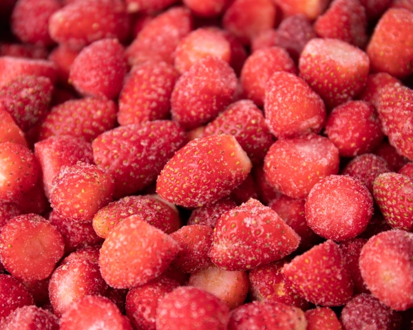 Клубника Honey замороженная 250гр. в прозрачной коробочке