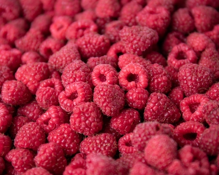 Малина  "Экстра" Импорт, 1 кг