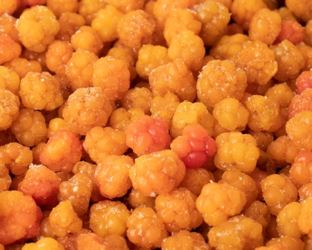 Морошка ЭКСТРА быстрозамороженная 250гр в прозрачной коробочке